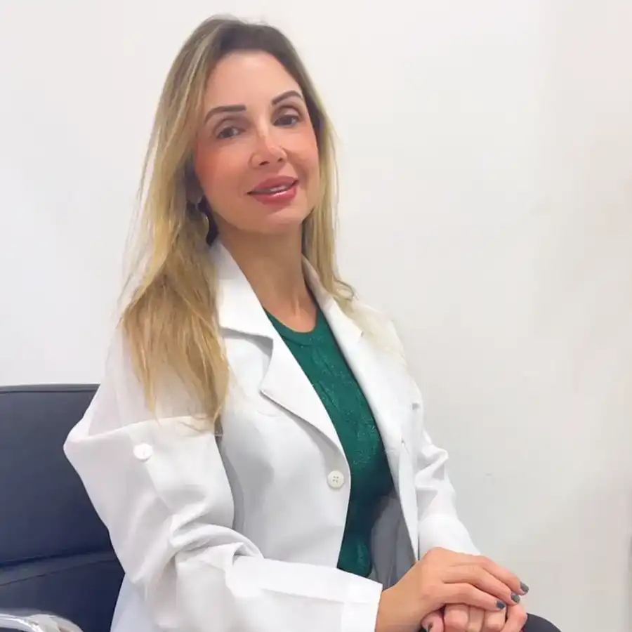 Dra. Gabriela Tenedini Moreira - Médico de Família