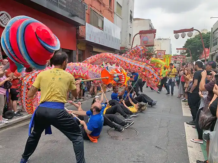 danca-do-dragao-liberdade